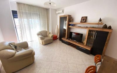 Apartament 2+1 Me Qira - Adresa: RRUGA “QEMAL STAFA” Tirane